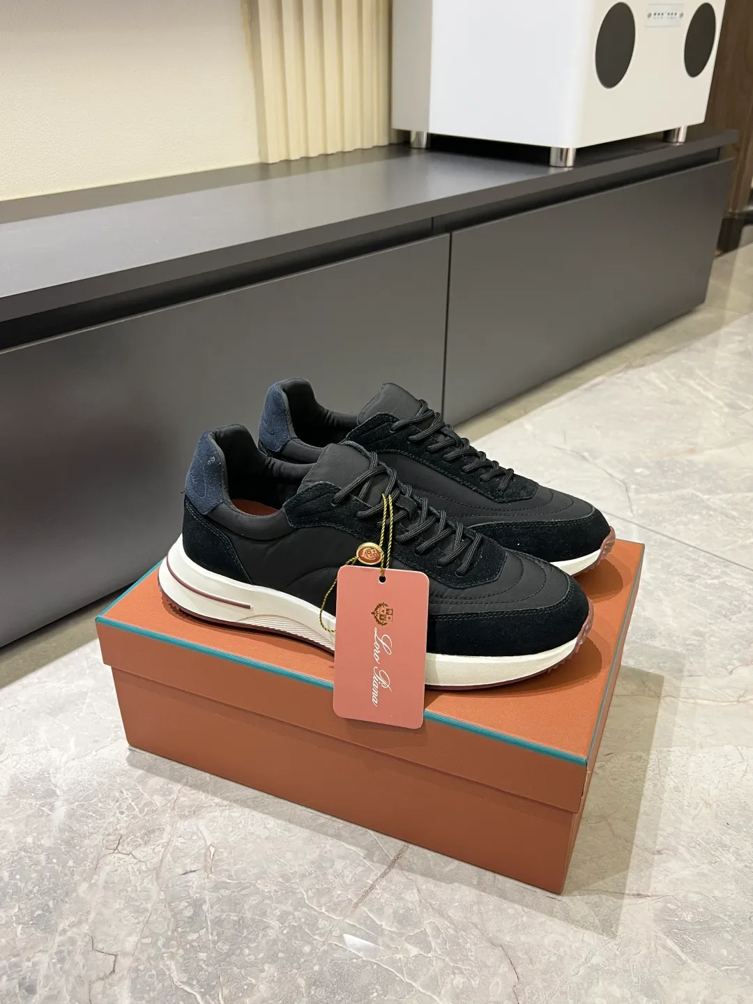 Men's men's shoes 💰p480Loro Men's men's shoes 💰piana niche Loro classic jogging shoes, men's lace-up casual shoes and sneakers, high-quality lightweight and comfortable fabrics, suitable for outdoor leisure, the color scheme is young and energetic, and it looks great with sportswear or casual suits! Size: 38-44 (45 customized)